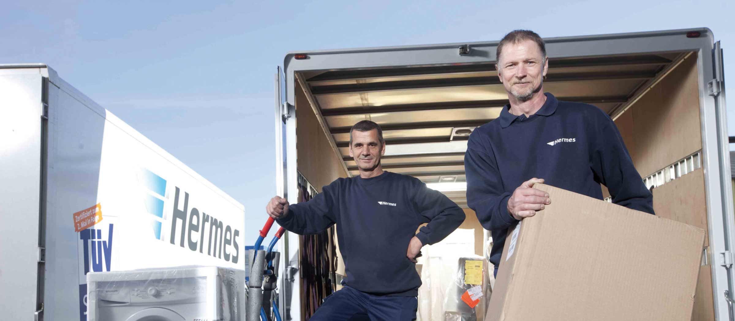 Zwei Auslieferungsfahrer bei LKW